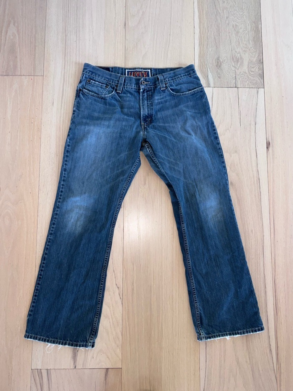 Levi’s 527 Low Boot Cut Jeans Medium Wash Size 34x30